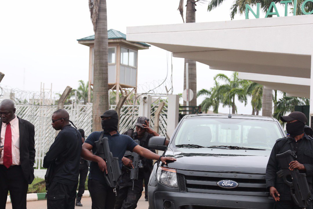 Nigeria Secret Police Boss Fired After Parliament Standoff - Global ...